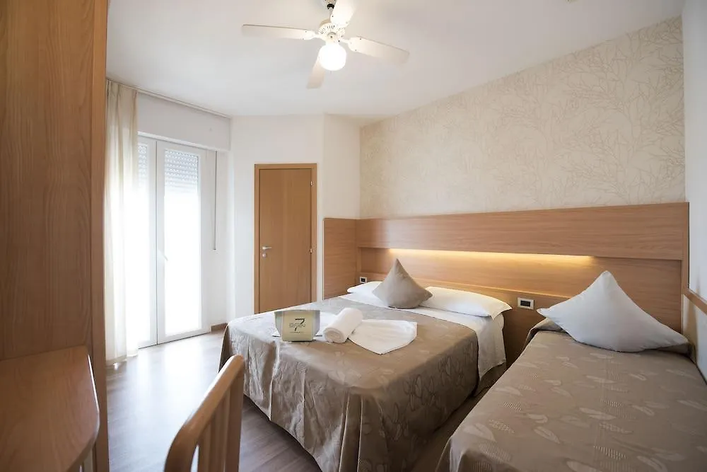 Hotel Seven 里米尼 意大利