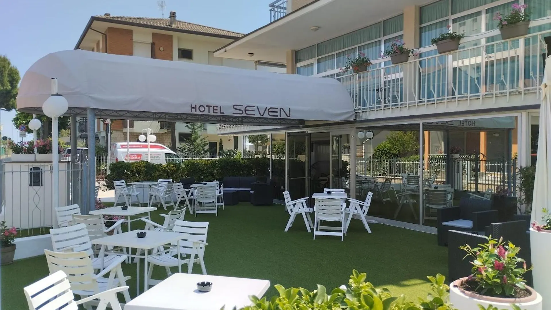 Hotel Seven 里米尼